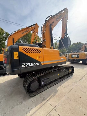 Escavatore idraulico cingolato Hyundai 220LC-9S con ingranaggi e pompa originali in buone condizioni, forza di scavo a basso numero di ore e potente